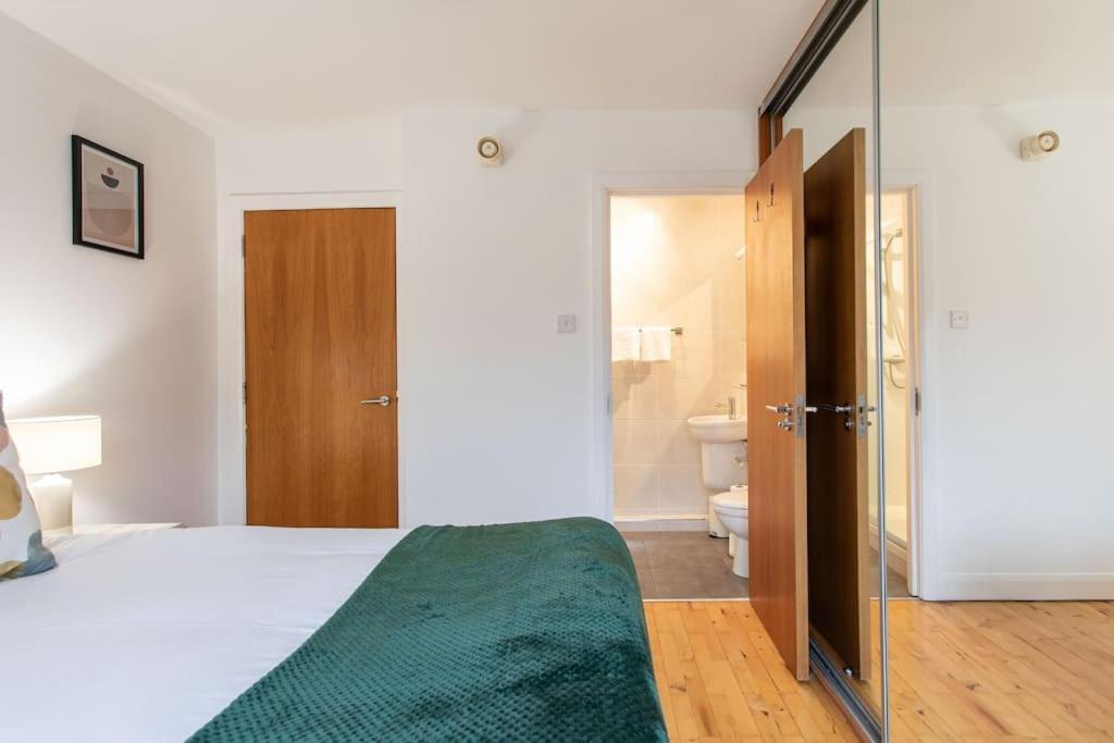 Best City Centre Luxurious Home Free Parking Белфаст Екстер'єр фото